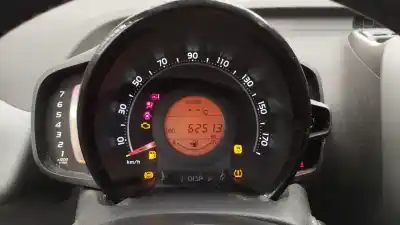 Peça sobressalente para automóvel em segunda mão quadrante por toyota aygo x-cite referências oem iam 69644700u 838000h570 