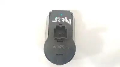 Pezzo di ricambio per auto di seconda mano controllo della luce per opel corsa d (s07) 1.4 (l08, l68) riferimenti oem iam 13310331  