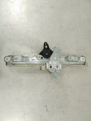 İkinci el araba yedek parçası  için NISSAN QASHQAI (J11)  OEM IAM referansları 82701HV00C E06029102 