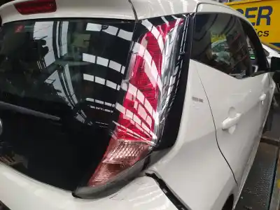 Peça sobressalente para automóvel em segunda mão farolim traseiro direito por toyota aygo x-cite referências oem iam 