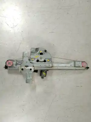 Pezzo di ricambio per auto di seconda mano Alzacristalli Anteriore Sinistro per PEUGEOT 208 I (CA_, CC_) 1.2 VTI 82 Riferimenti OEM IAM 9673153280 9674254280 