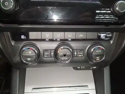 Автозапчастина б/у клімат-контроль для skoda octavia iii combi (5e5, 5e6) 1.6 tdi посилання на oem iam 5e0907044k