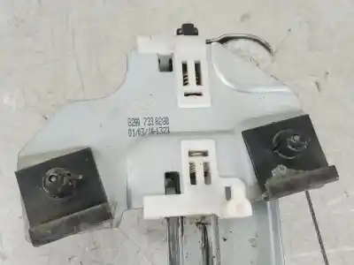 Second-hand car spare part passenger side right window regulator for dacia sandero ambiance oem iam references 8200733828 82007338280 9030256