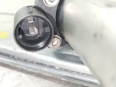 Second-hand car spare part passenger side right window regulator for dacia sandero ambiance oem iam references 8200733828 82007338280 9030256