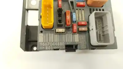 Second-hand car spare part fuse box unit for citroen c4 picasso i monospace (ud_) 1.6 hdi oem iam references 9667044880 bsmr0100 