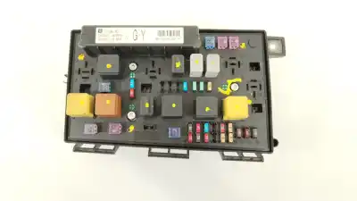 Second-hand car spare part Fuse Box Unit for OPEL ASTRA H GTC (A04) 1.6 (L08) OEM IAM references 13206751 5DK008668 743381