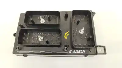 Second-hand car spare part fuse box unit for opel astra h gtc (a04) 1.6 (l08) oem iam references 13206751 5dk008668 743381
