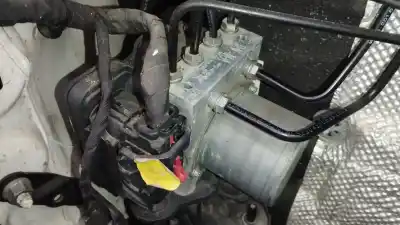 İkinci el araba yedek parçası ABS için SEAT IBIZA V (KJ1, KJG) 1.0 TSI OEM IAM referansları 2Q0614517AA  