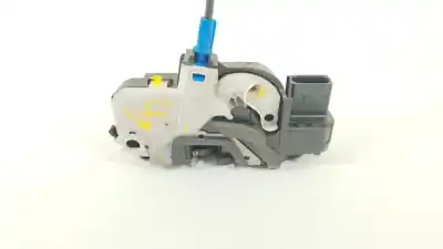 Автозапчастина б/у замок передній праві двері для opel astra j lim. cosmo посилання на oem iam 13503802  3023880