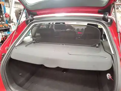 Peça sobressalente para automóvel em segunda mão CHAPELEIRA por AUDI A3 (8P1) 1.6 FSI Referências OEM IAM 8P4867769BF  