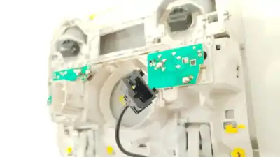 Pezzo di ricambio per auto di seconda mano luce interna per seat leon (5f1) fr plus riferimenti oem iam 5f0947105r 1k0947133h 