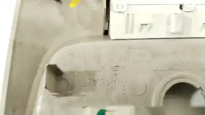 Peça sobressalente para automóvel em segunda mão luz interior por renault captur limited referências oem iam 969801754r 264304513r 248804435r