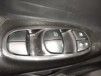 İkinci el araba yedek parçası SOL ÖN PENCERE ANAHTARI için NISSAN JUKE (F15) 1.5 DCI OEM IAM referansları   