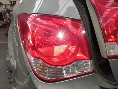 Pezzo di ricambio per auto di seconda mano LAMPADA POSTERIORE SINISTRA per CHEVROLET CRUZE LT Riferimenti OEM IAM 95965223  