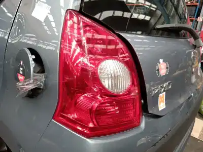 Recambio de automóvil de segunda mano de PILOTO TRASERO IZQUIERDO para NISSAN PIXO (UAO) Acenta referencias OEM IAM 265554A00G  