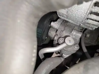 Peça sobressalente para automóvel em segunda mão BOMBA DE DIREÇÃO por AUDI A4 B8 AVANT (8K5) 2.0 TDI Referências OEM IAM 8K0145154B  