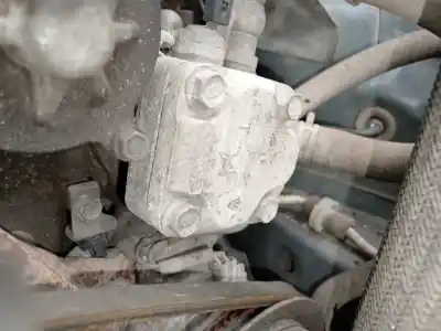 Pièce détachée automobile d'occasion POMPE DE DIRECTION pour MITSUBISHI MONTERO (V80/V90) 3.2 DI-D Intense Références OEM IAM 4450A074  