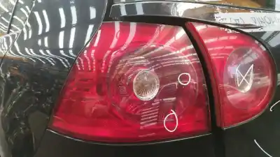 Gebrauchtes Autoersatzteil Rückleuchte außen links zum VOLKSWAGEN GOLF V BERLINA (1K1) Highline OEM-IAM-Referenzen 1K6945095AA  
