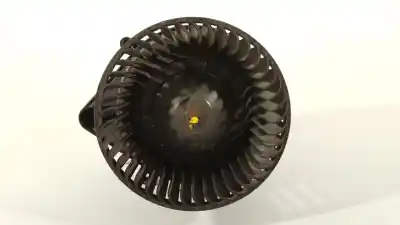 Pezzo di ricambio per auto di seconda mano VENTOLA RISCALDAMENTO per AUDI A4 BERLINA (8E)  Riferimenti OEM IAM 8E1820021A  