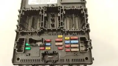 Pezzo di ricambio per auto di seconda mano scatola relè/fusibili per ford puma (j2k, cf7) 1.0 ecoboost riferimenti oem iam lu5t15604ejae  