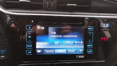 Second-hand car spare part audio system / radio cd for toyota auris (_e18_) 1.8 hybrid (zwe186_) oem iam references 8614002360  