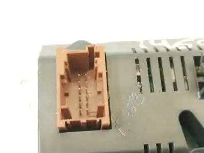 Peça sobressalente para automóvel em segunda mão display gps / multimídia por citroen c3 ii (sc_) 1.4 hdi 70 (sc8hzc, sc8hr0, sc8hp4) referências oem iam 98010699xt ns1221978 