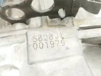 Pezzo di ricambio per auto di seconda mano riduttore per kia cee´d emotion riferimenti oem iam s828jc m5gf2 