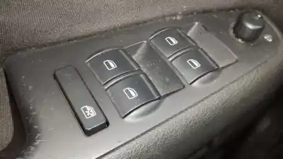 Peça sobressalente para automóvel em segunda mão BOTÃO / INTERRUPTOR ELEVADOR VIDRO DIANTEIRO ESQUERDO por AUDI A4 B7 AVANT (8ED) 2.0 TDI Referências OEM IAM   