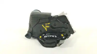 Pièce détachée automobile d'occasion SERRURE DE PORTE AVANT DROITE pour TOYOTA YARIS Active Références OEM IAM 690300D540  