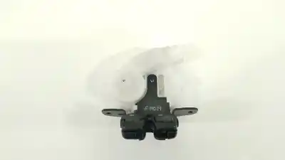 Автозапчастина б/у замок багажника / ворот для toyota auris (_e18_) 1.4 d-4d (nde180_) посилання на oem iam 6935002090  