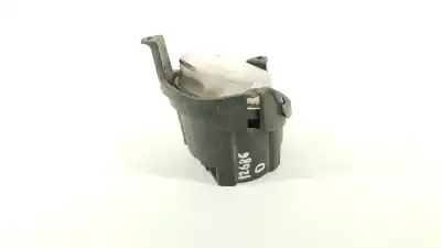 Second-hand car spare part right fog light for ssangyong rodius xdi oem iam references 8320221000  