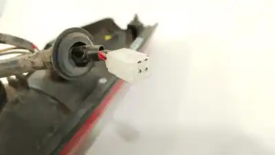 Pièce détachée automobile d'occasion feu arrière gauche pour suzuki jimny sn (fj) jlx références oem iam 3627581a31  