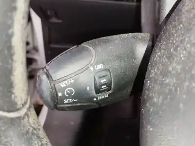 Автозапчасти б/у управление светом за peugeot 208 i (ca_, cc_) 1.2 vti 82 ссылки oem iam 98030390zd  