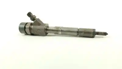 Second-hand car spare part Injector for TOYOTA COROLLA (E12) 1.4 D-4D Luna Compact OEM IAM references 2367033040 0445110227 