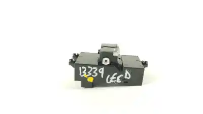 Second-hand car spare part left front power window switch for kia cee'd (jd) 1.6 crdi 136 oem iam references 93570a2300  