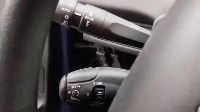 Peça sobressalente para automóvel em segunda mão comutador de luzes por peugeot 208 i (ca_, cc_) 1.6 hdi referências oem iam 98030392zd