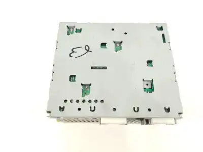 Second-hand car spare part audio system / radio cd for mitsubishi montero (v80/v90) 3.2 di-d intense oem iam references 8701a263 85139077a  Second-hand car spare part audio system / radio cd for mitsubishi montero (v80/v90) 3.2 di-d intense oem iam references 8701a263 85139077a