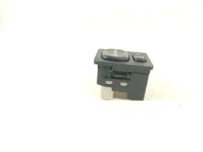 Автозапчастина б/у управління дзеркалами для toyota rav 4 (a2) 1.8 16v cat посилання на oem iam 8487034010 769746 