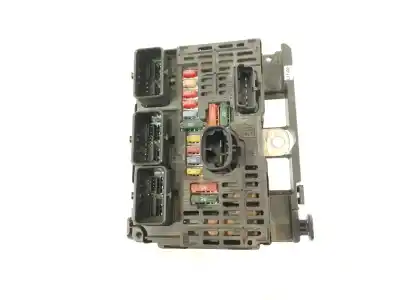 Peça sobressalente para automóvel em segunda mão CAIXA DE FUSÍVEIS E RELÉS por CITROEN C4 I (LC_)  Referências OEM IAM 9661682980 BSML1100 S118983011C