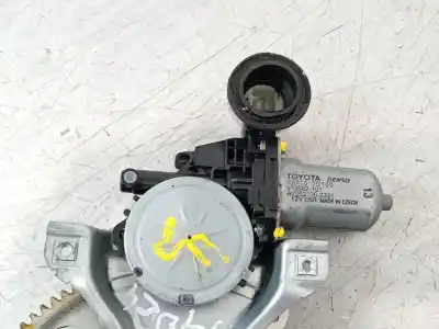 Автозапчасти б/у регулятор стекла переднего правого за toyota auris (_e18_) 1.4 d-4d (nde180_) ссылки oem iam 6981002450 857100d100 