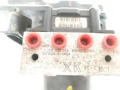 Peça sobressalente para automóvel em segunda mão abs por toyota auris (_e15_) 2.0 d-4d (ade150_) referências oem iam 4454002060 0265235065 