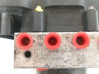 Peça sobressalente para automóvel em segunda mão abs por toyota auris (_e18_) 1.4 d-4d (nde180_) referências oem iam 4454002500 269637 