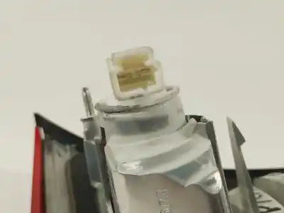 Second-hand car spare part left tailgate door light for citroen c4 picasso i monospace (ud_) 1.6 hdi oem iam references 9653547777  