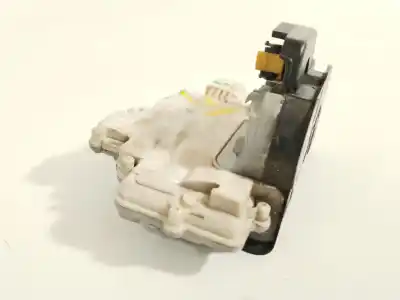 Автозапчасти б/у замок задней правой двери за audi a3 (8p1) 2.0 tdi ссылки oem iam 4f0839016  