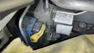 Автозапчастина б/у АБС для RENAULT MEGANE III FASTBACK (BZ0/1_, B3_)  Посилання на OEM IAM 476606264R  