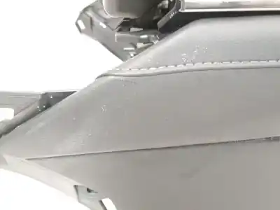 Pezzo di ricambio per auto di seconda mano bracciolo centrale per mazda cx-30 zenith riferimenti oem iam dgh964441  