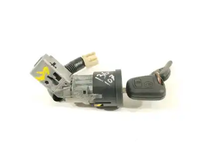 Peça sobressalente para automóvel em segunda mão COMUTADOR DE IGNIÇÃO por PEUGEOT 107 (PM_, PN_)  Referências OEM IAM 73678312  N0501412