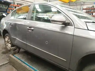 Автозапчастина б/у передні праві двері для volkswagen passat b6 (3c2) 2.0 tdi посилання на oem iam   