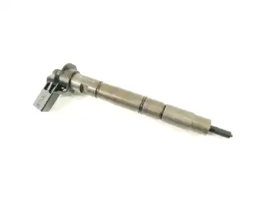 Second-hand car spare part injector for volkswagen passat b6 (3c2) 2.0 tdi oem iam references 03l130277
