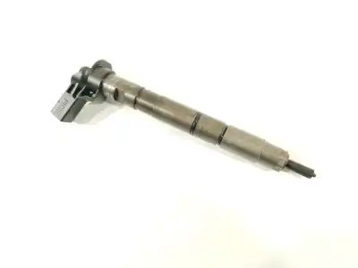 Second-hand car spare part injector for volkswagen passat b6 (3c2) 2.0 tdi oem iam references 03l130277